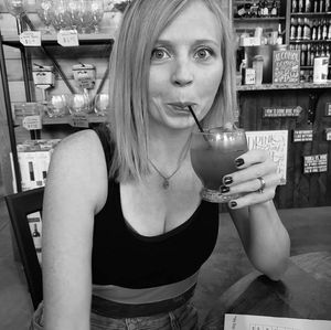 Meet your Posher, Tierra